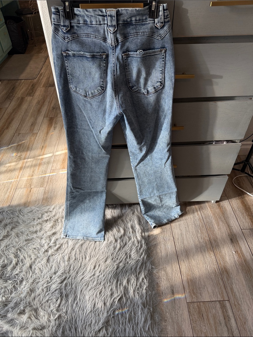 Good American Light Wash Blue Boot Cut Jeans - Picture 3 of 5